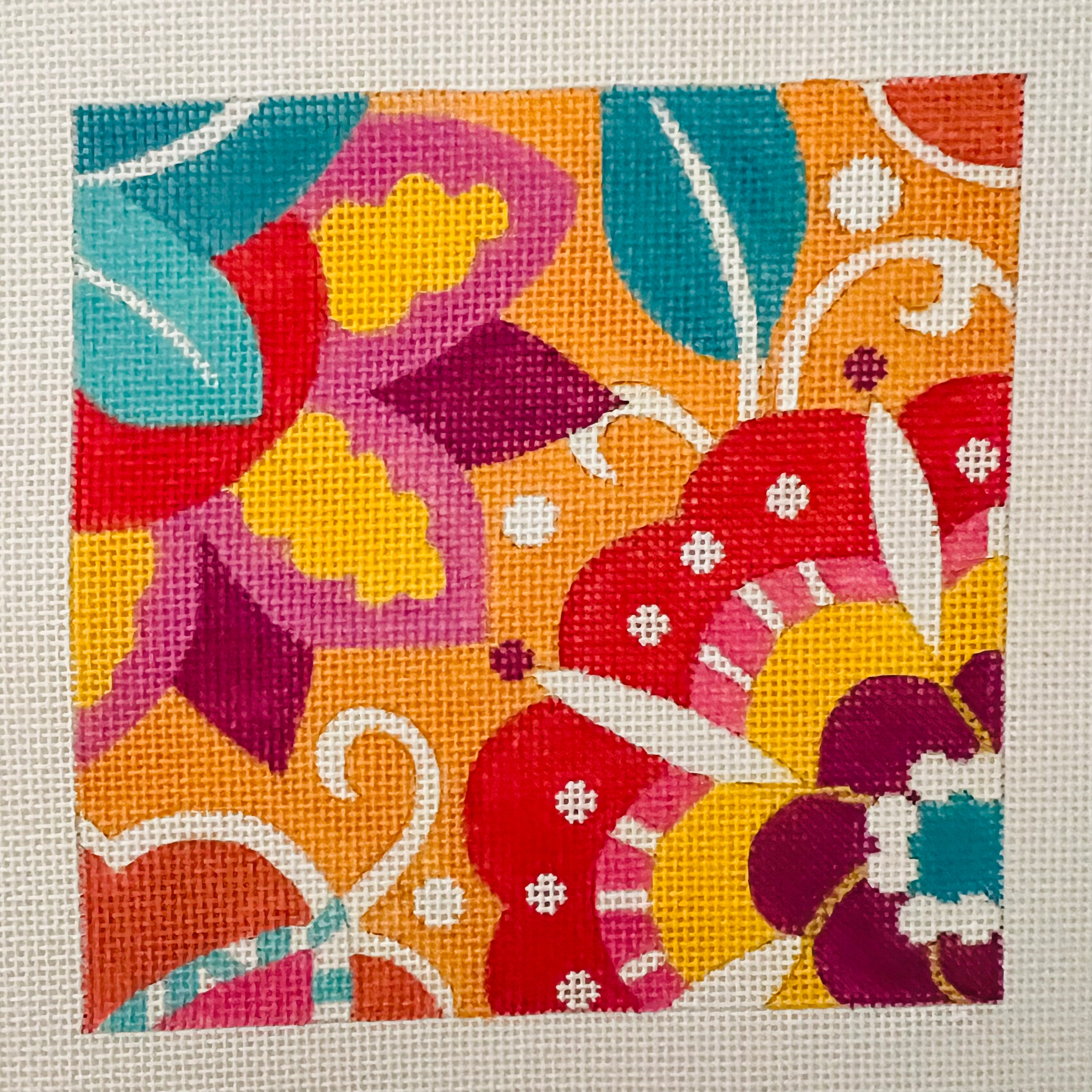 Pink Mod Pinwheel Square Insert Needlepoint Canvas – Bargello Needlepoint