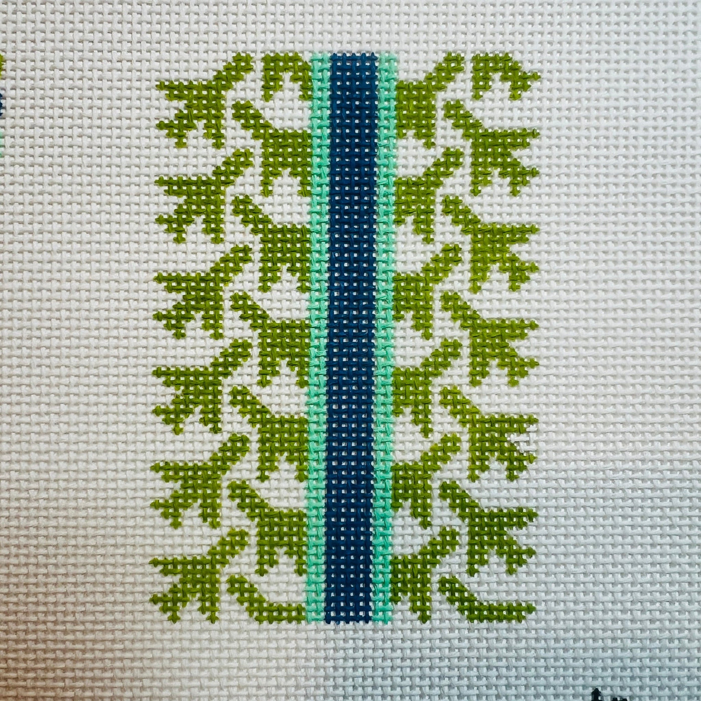 Airplane Houndstooth Passport Insert Green needlepoint canvas - Bargello Needlepoint