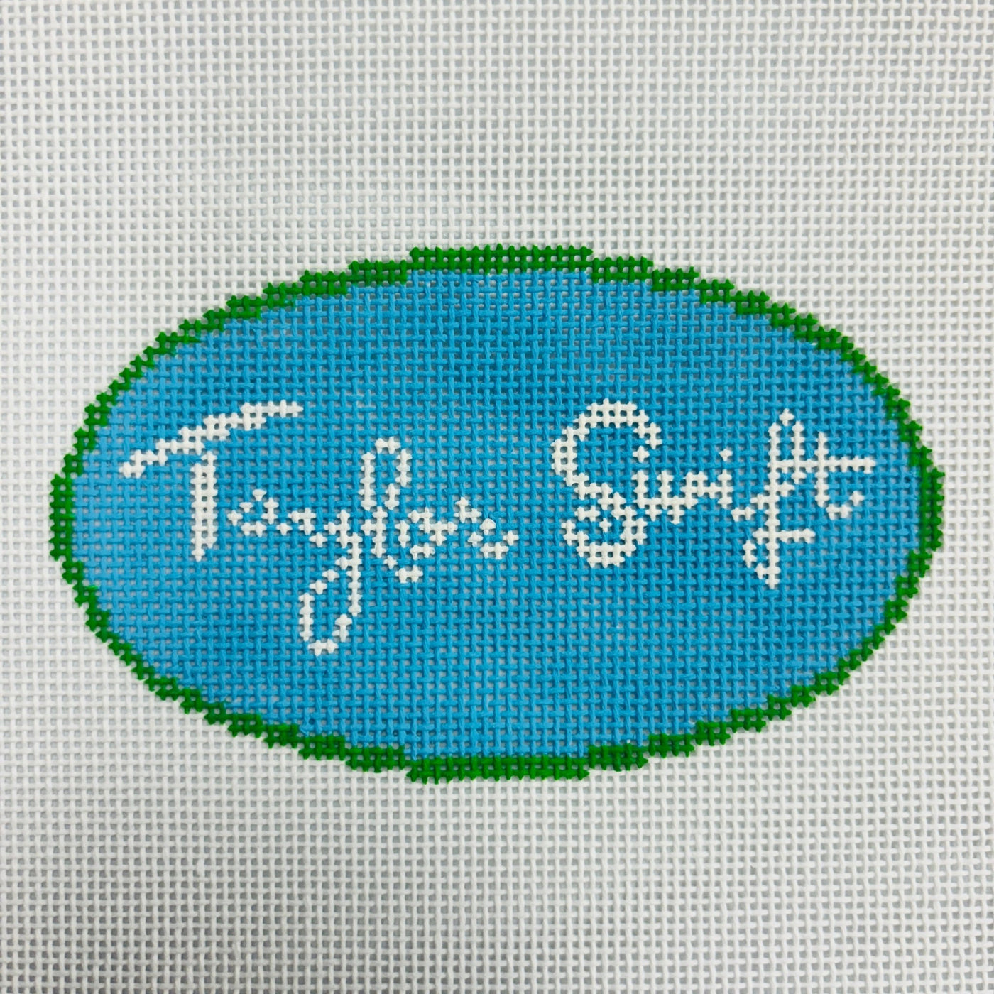 Eras Debut Travel Oval needlepoint canvas - Bargello Needlepoint
