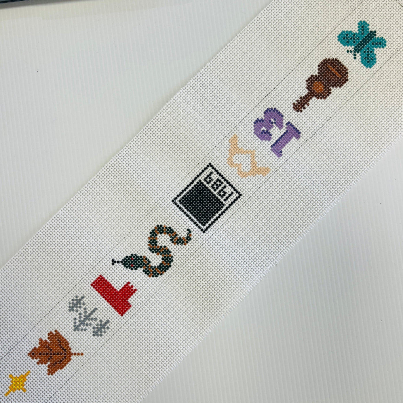 TS ERAS BAG STRAP needlepoint canvas - Bargello Needlepoint