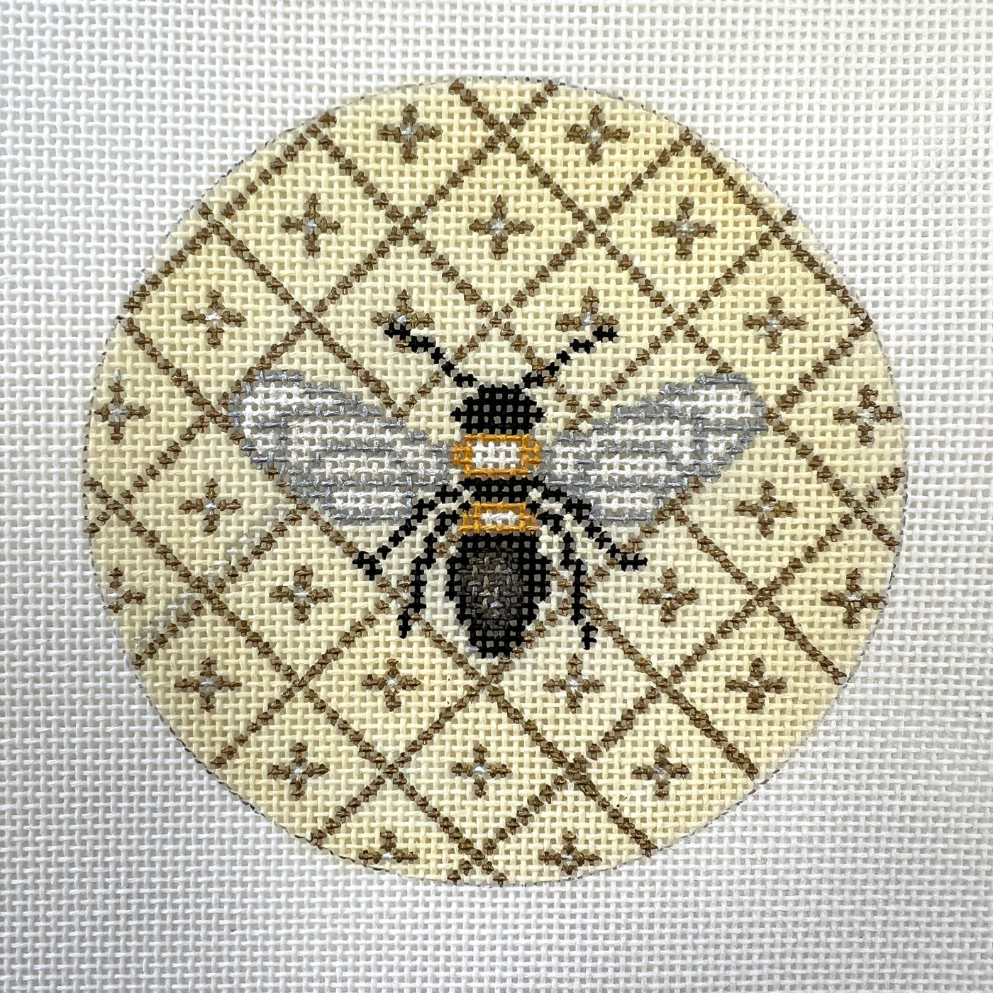 Bee Round Insert Needlepoint Canvas
